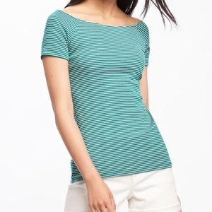 NWOT Old Navy Off the Shoulder Tee